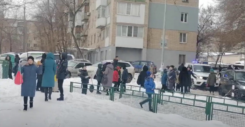 ФСБ задержала «минировавшего» школы Волгограда подростка