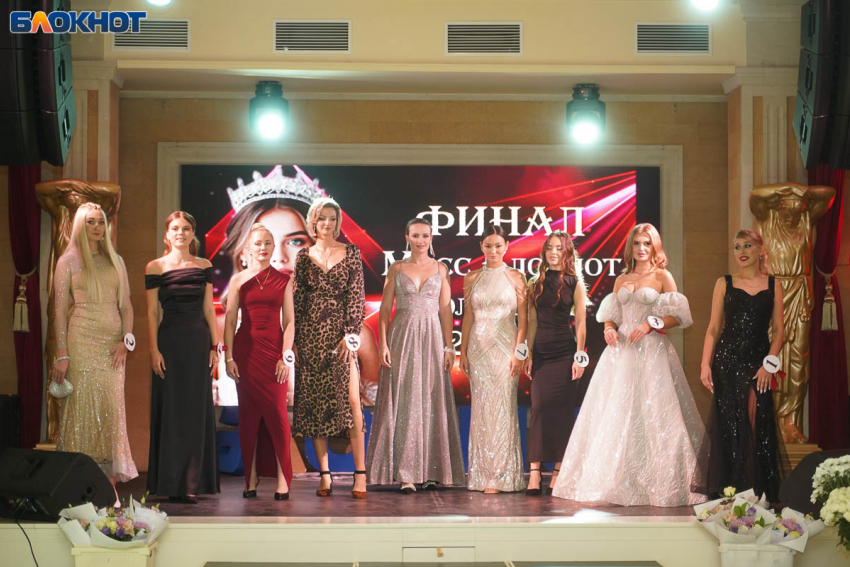 За шаг до победы участницы «Мисс Блокнот Волгоград-2025» показали свою грацию