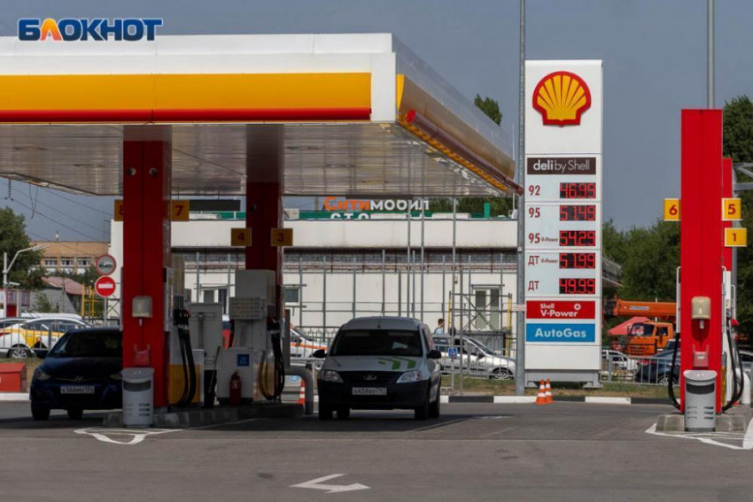 В Волгограде цены на топливо «заморозили» на предвыборном уровне
