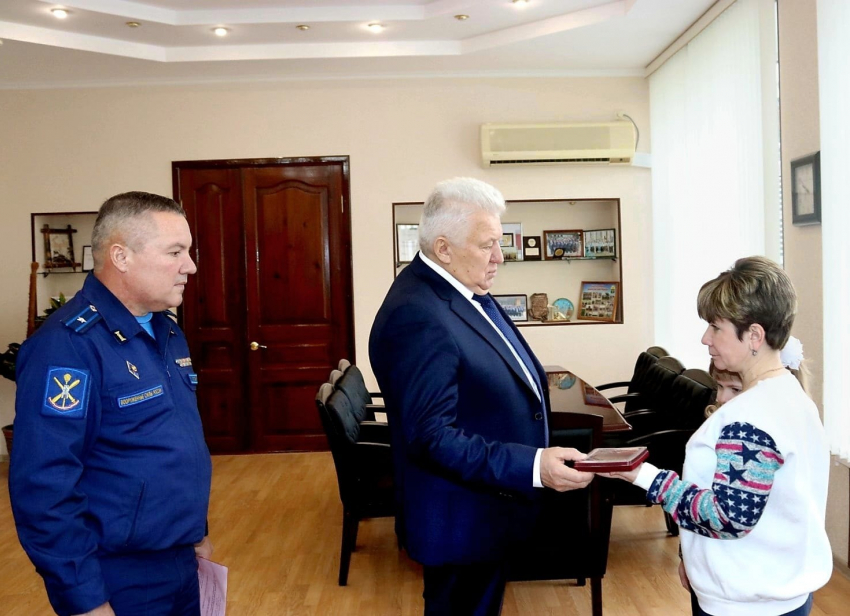 Путин посмертно наградил Орденом Мужества погибшего на СВО Владимира Стольникова из Волгоградской области