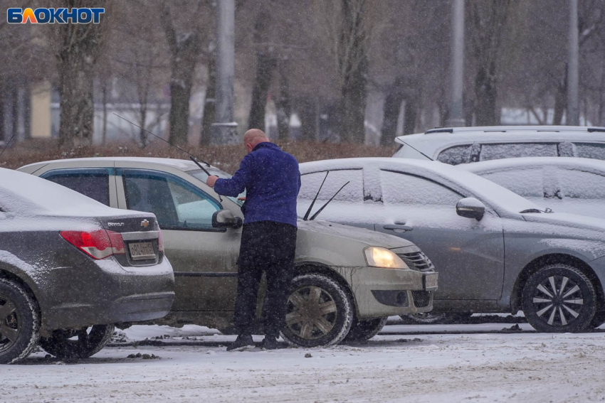 Выдача автокредитов в Волгоградской области рухнула на рекордные 49,9%