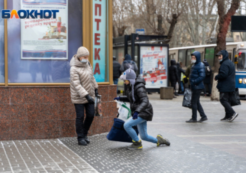 Гололедом покроет дороги Волгограда на трое суток