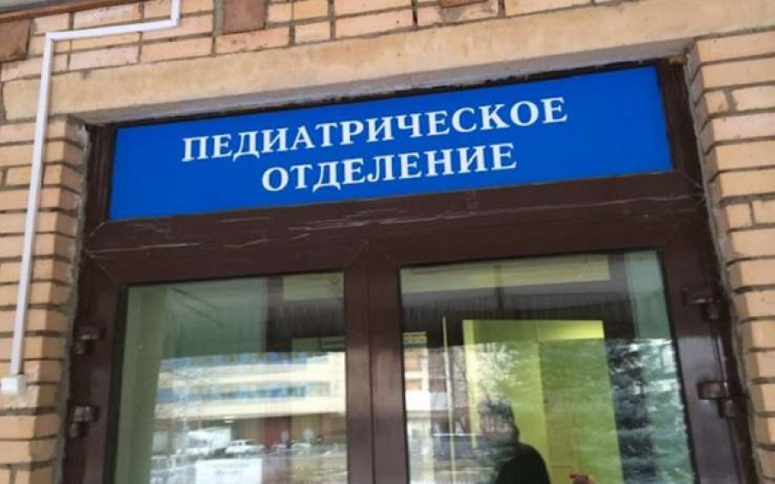 Двое маленьких детей пострадали при пожаре под Волгоградом