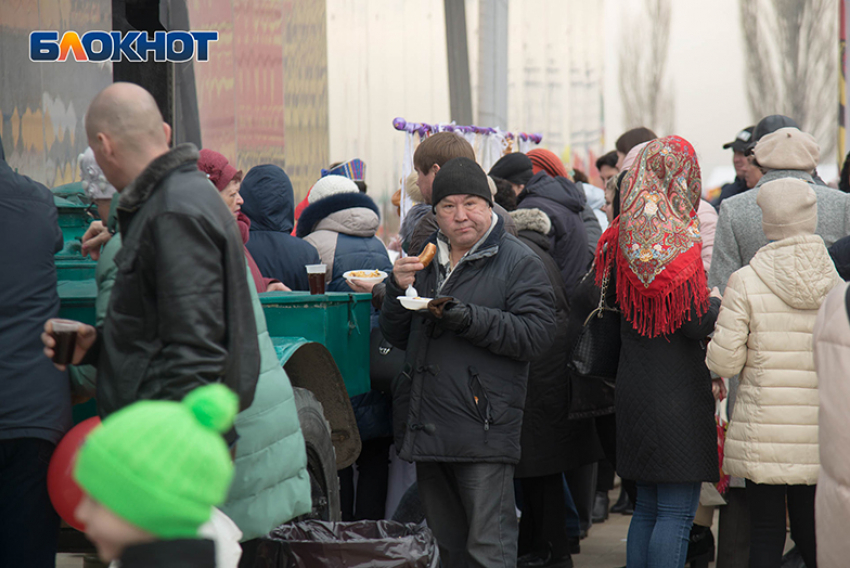 Власти депрессивного региона дали волгоградцам возможность бесплатно поесть