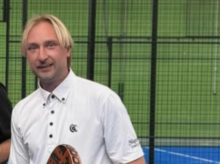 Евгений Плющенко без слов мощно ответил хейтерам за «лисьи глазки» 