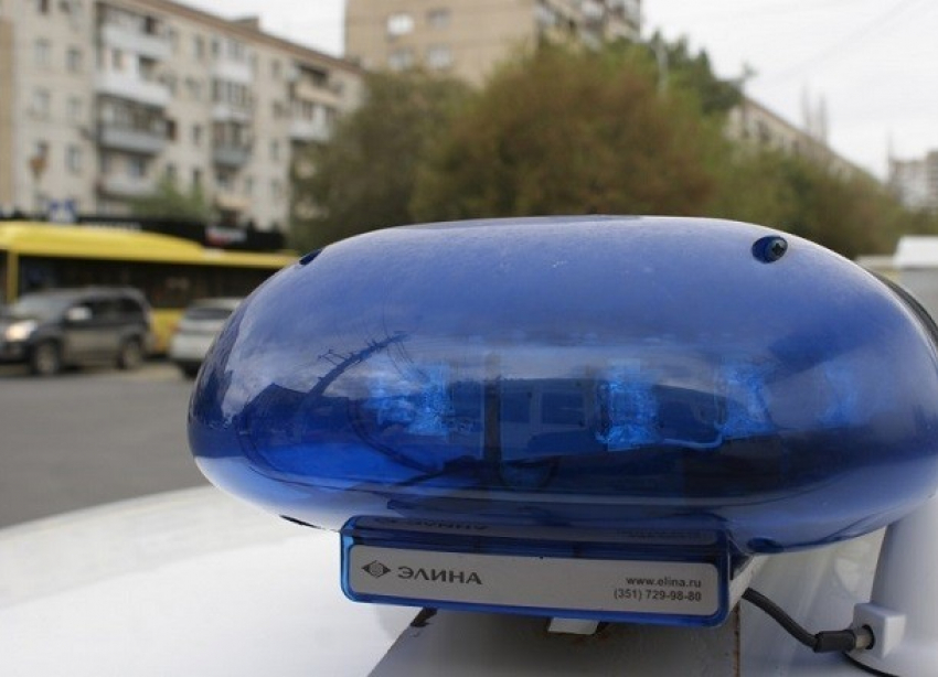 16-летний парень скончался под колесами иномарки в Волгоградской области 
