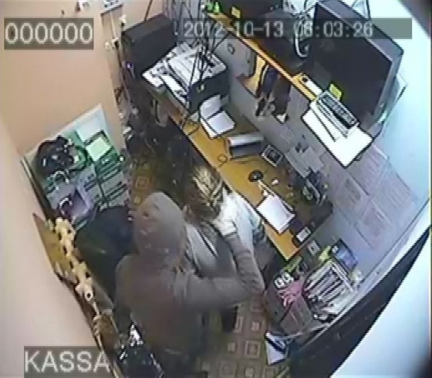 Полиция Волгограда поймала банду, грабившую ломбарды