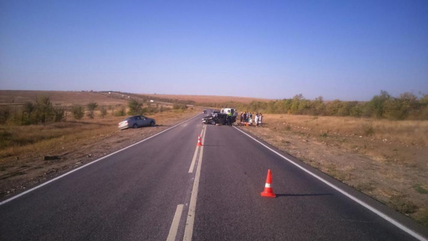 Под Волгоградом в столкновении ВАЗ-2115 и Fiat пострадали 4 человека