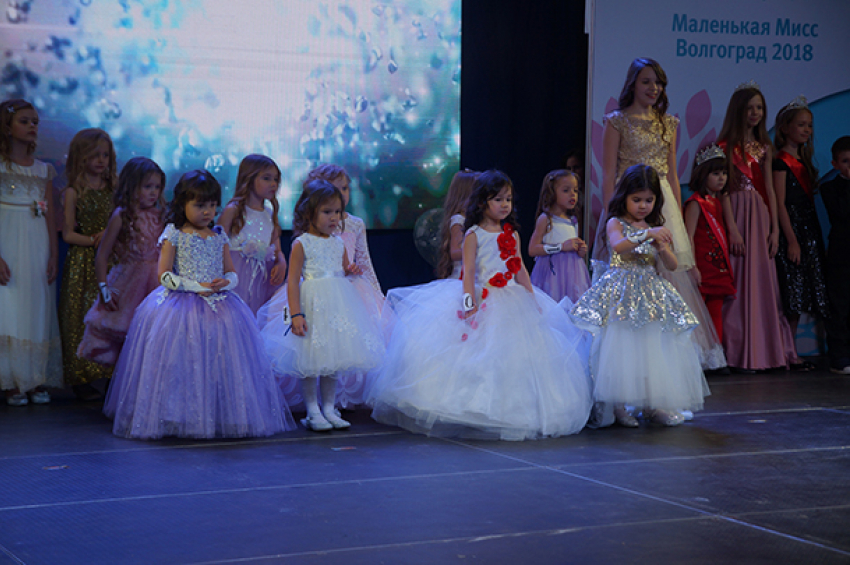 Юные принцессы «Маленькая Мисс Волгоград 2018» затмили красотой взрослых участниц