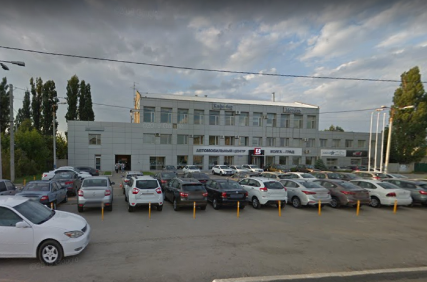 Более 60 волгоградцев требуют возбудить уголовное дело в отношении автосалона «Волга-град»