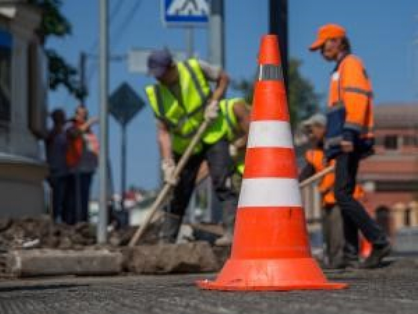 Вторую Продольную Волгограда комплексно ремонтируют 