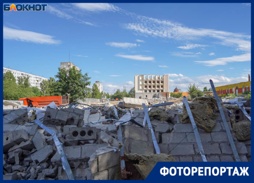 Легендарный комплекс «Ной» сносят с бассейном и павильонами в Волгограде