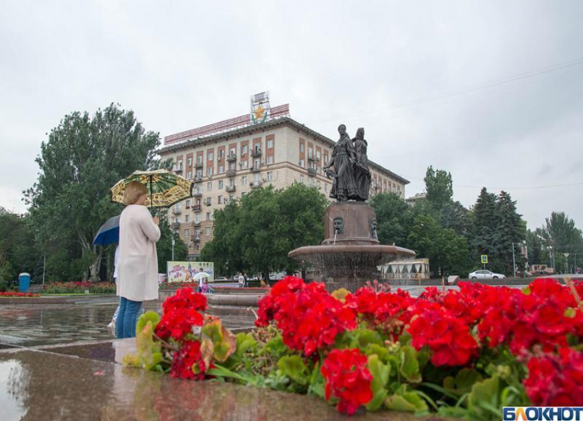 Новая неделя начнется с жары и гроз в Волгограде