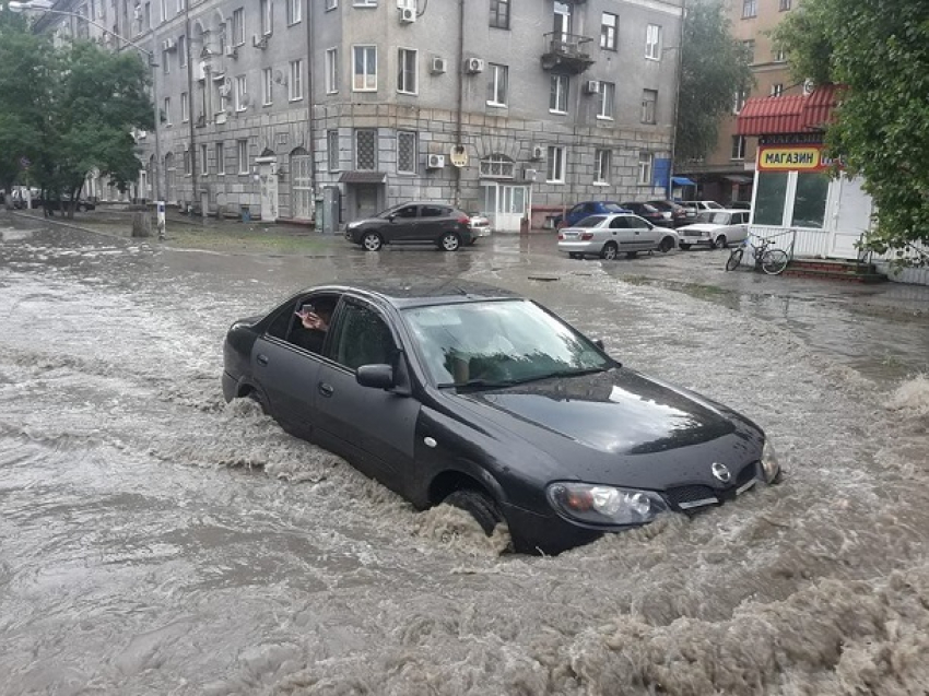  В центре Волгограда парализована работа электротранспорта 