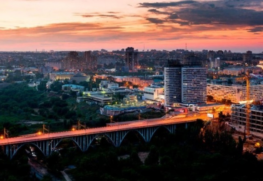 Обещания администрации: волгоградскую экономику ждут бонусы и перспективное развитие