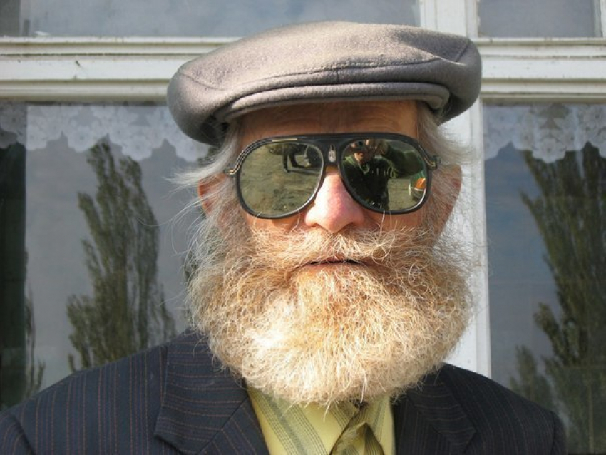 В Волгограде пенсионер незаконно заработал 10,5 млн за 3 месяца