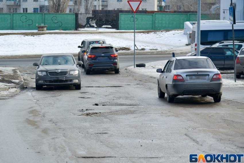 Стало известно, какие дороги отремонтируют в Волгограде