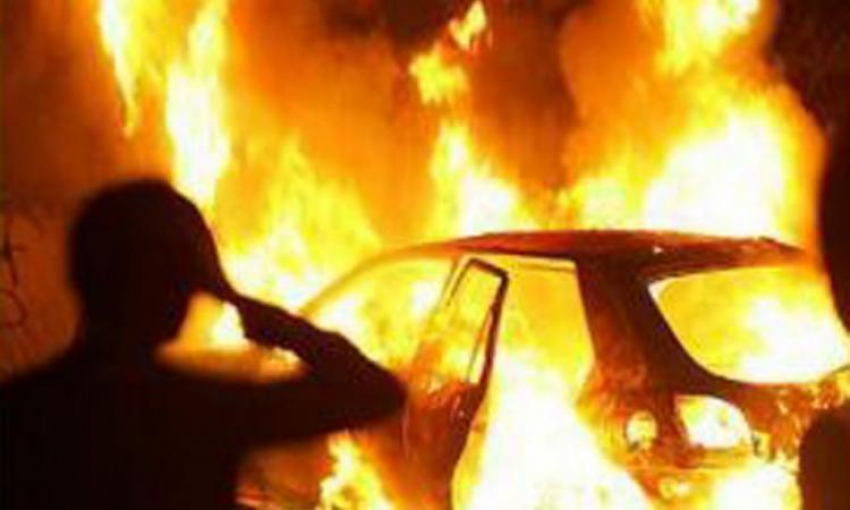 Под Волгоградом сгорел новый Lada Largus