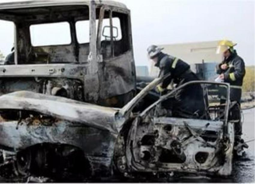 Четыре автомобиля сгорели за сутки в Волгоградской области 