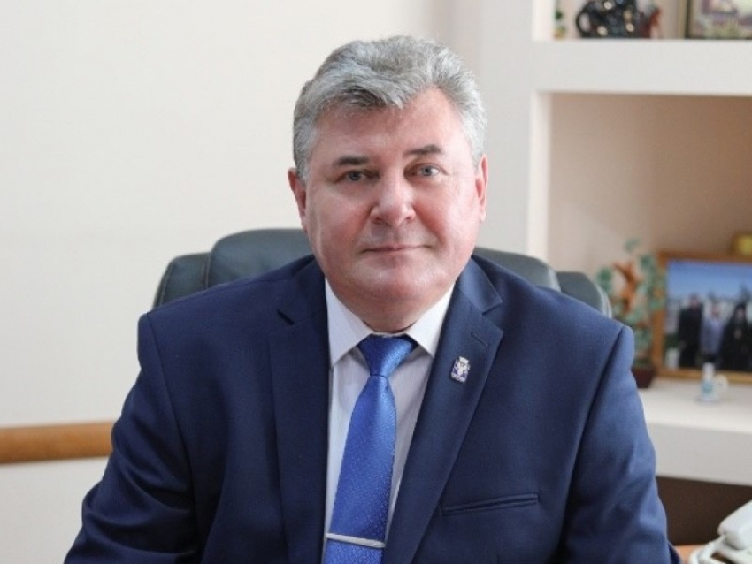 Выпускать детей на улицу запретил глава скованного циклоном города под Волгоградом