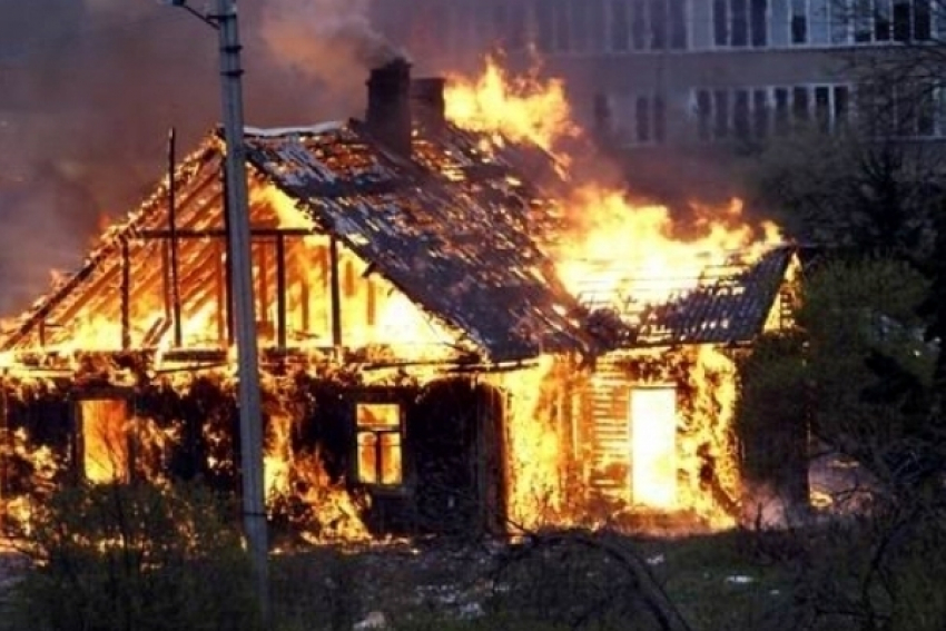 В Волгоградской области на пожаре погибли 5 человек