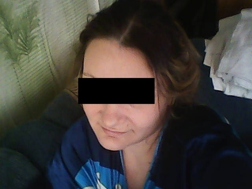 Волгоградский таксист 16 часов возил по городу мертвую 25-летнюю любовницу