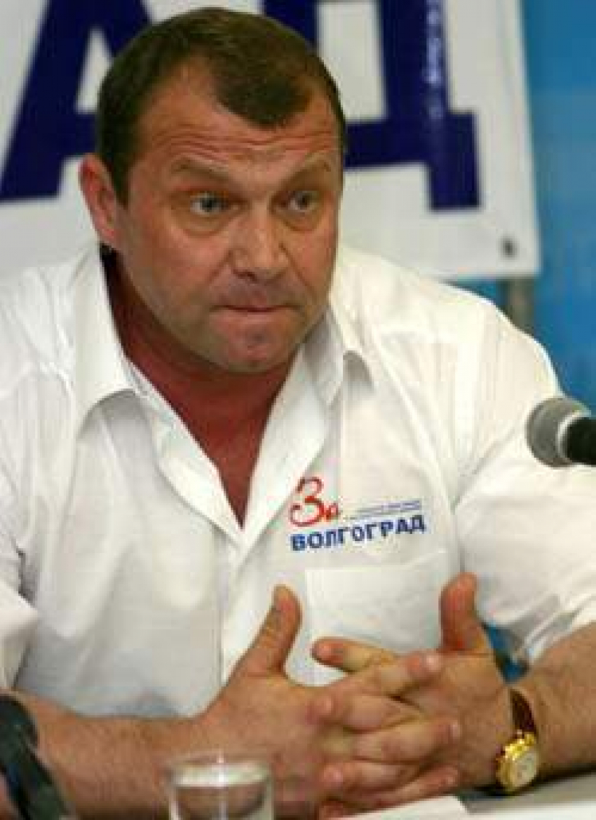 Волгоградский депутат Крылов снят с выборов за некачественный финансовый отчет