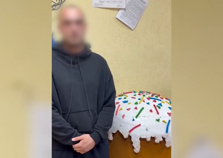 "Поступок объяснить не могу": задержан похититель гигантского кулича в Волжском