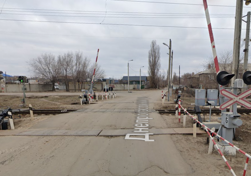 ЖД переезд закроют для автомобилистов на севере Волгограда