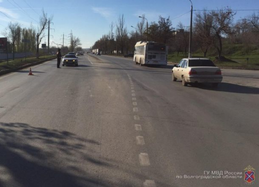 Пенсионерка попала в больницу после поездки на волгоградском автобусе