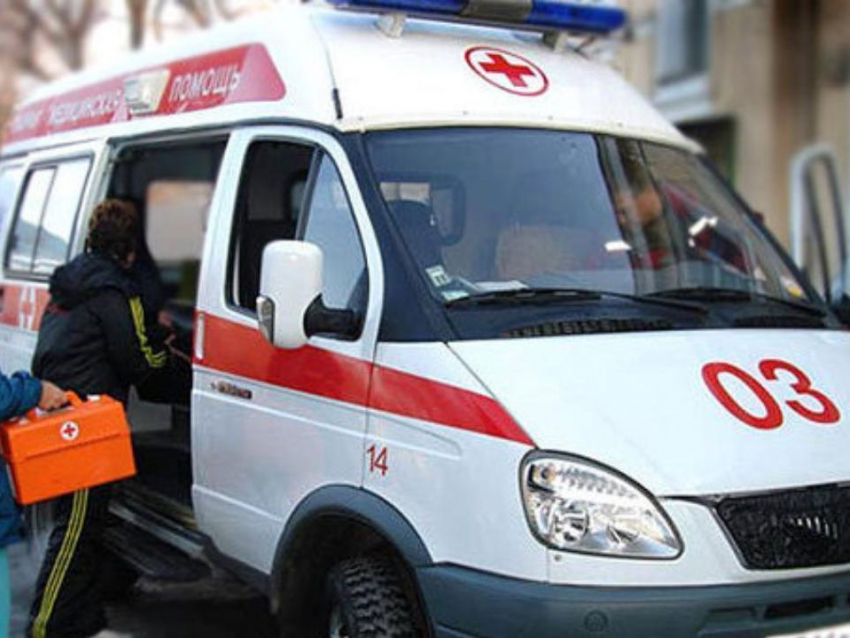 Под Волгоградом водитель «Газели» пострадал  при столкновении с автобусом