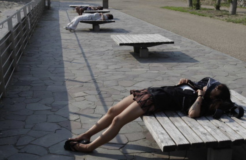 В Волгограде из-за 41-градусной жары объявлено штормовое предупреждение