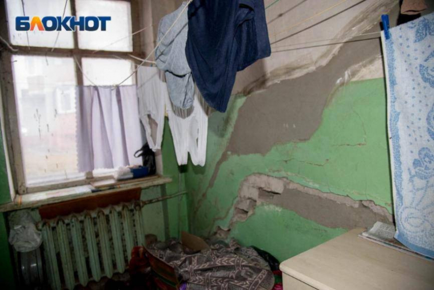 Проживать в них больше невозможно: в Волгограде снесут три многоквартирных дома