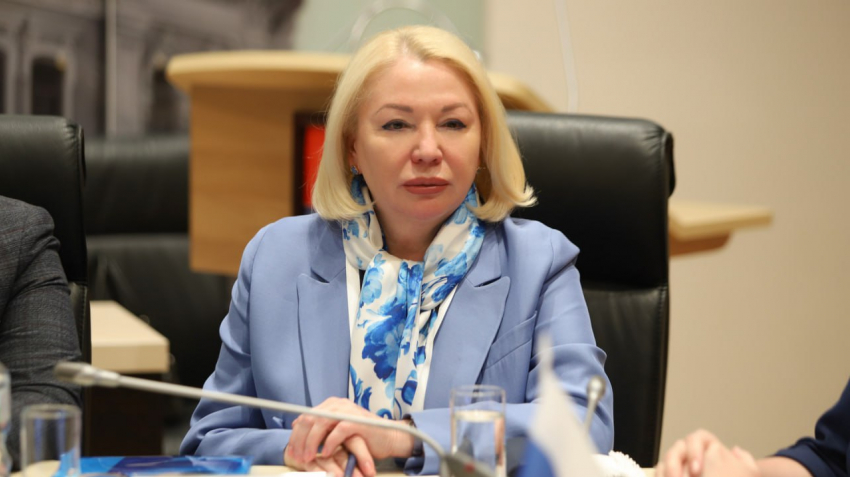 Поклонница тихой роскоши и тяжелого люкса из волгоградской облдумы дождалась особенного внимания