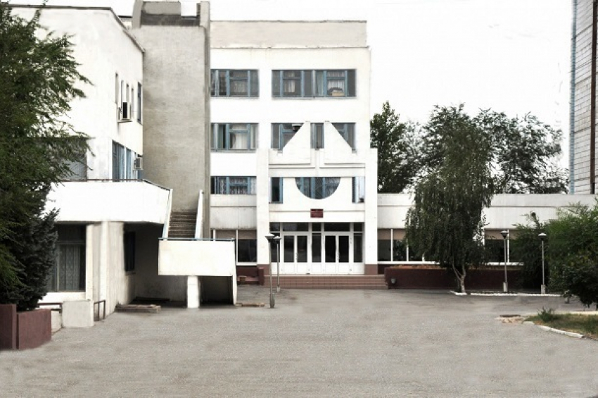 Волгоградский колледж управления и новых технологий прихватил из бюджета «лишние» 500 тысяч рублей