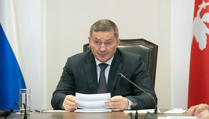 Губернатор Бочаров признал проблемы с мусором в Волгоградской области 