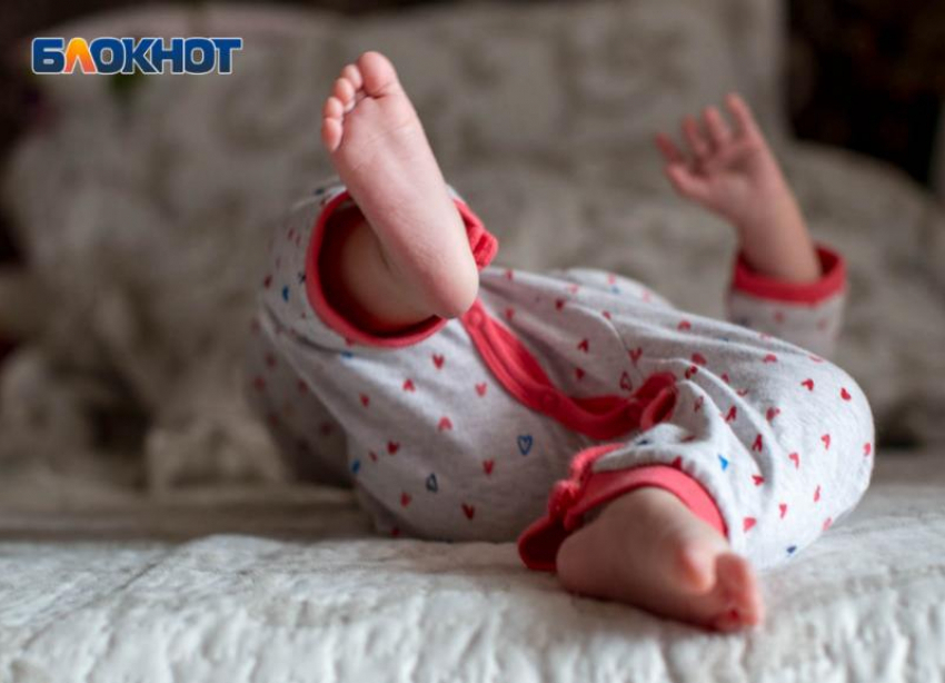 Четыре десятка малышей родились в Волгоградской области после боя курантов