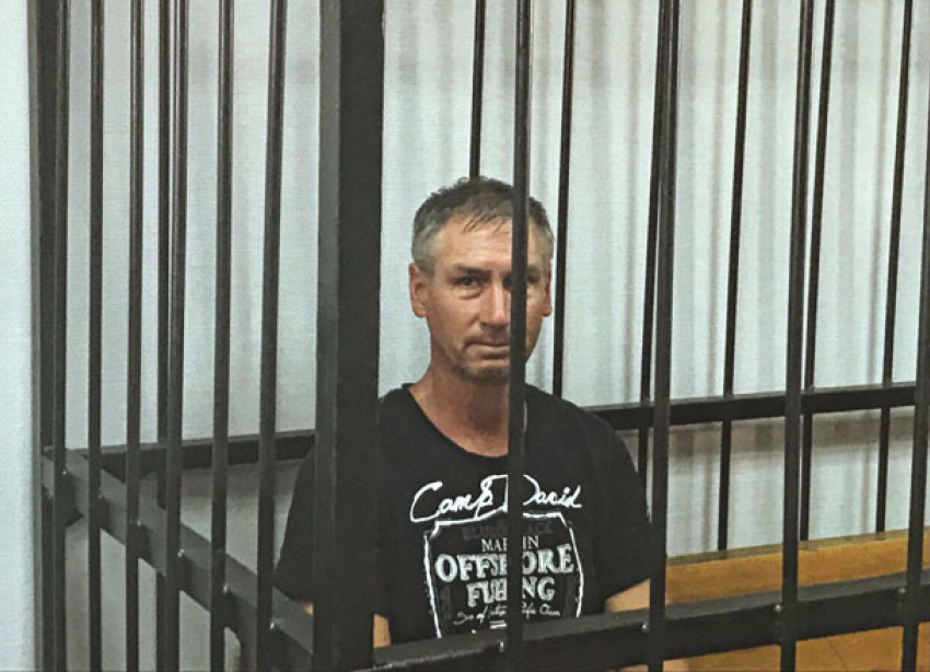 Снять обвинения с бизнесмена Жданова за гибель 11 волгоградцев требуют почти 20 тысяч человек