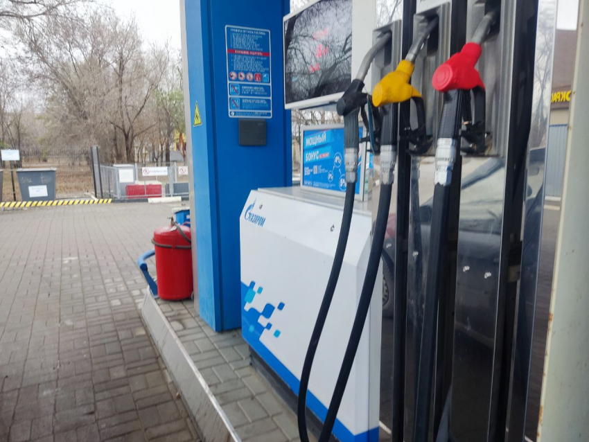 Цены на волгоградский бензин продолжают расти в декабре