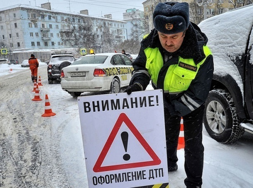 Волгоградец подделал европротокол и «заработал» на вымышленном ДТП почти 50 тыс руб