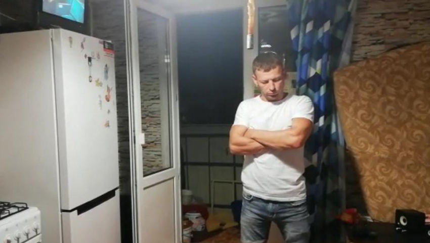 Месяц назад вышел из колонии: подробности об избившем ребенка в центре Волгограда   