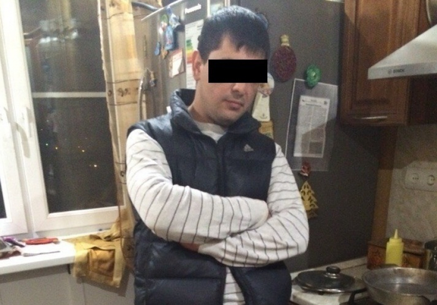 На севере Волгограда мужчина убил 28-летнего знакомого после посещения скупки