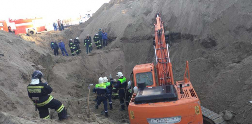 Стало известно, кто ответит за двоих заживо погребенных в Волгограде рабочих