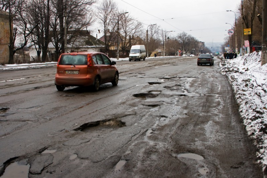 Эксперты выяснили: есть дороги хуже, чем в Волгограде