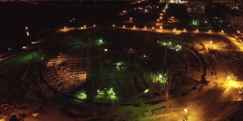 Огни ночного стадиона Волгоград-Арена снял на видео талантливый оператор