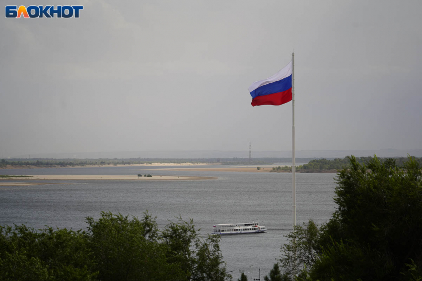 Алая песчаная буря накрыла Волгоградскую область