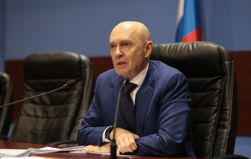 Дома и иномарки изъяли в Волгограде у экс-судьи Сапеги и его семьи 