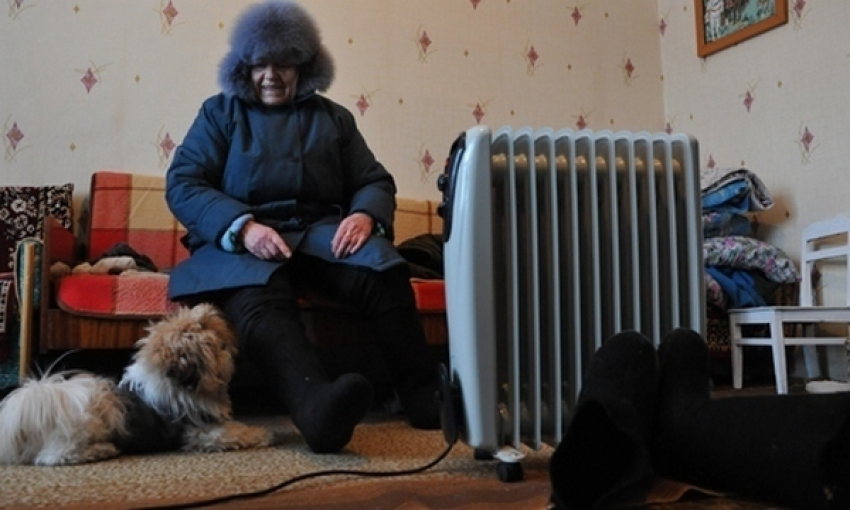 Отопления не будет еще долго: чиновники Волгограда надеются на хорошую погоду 