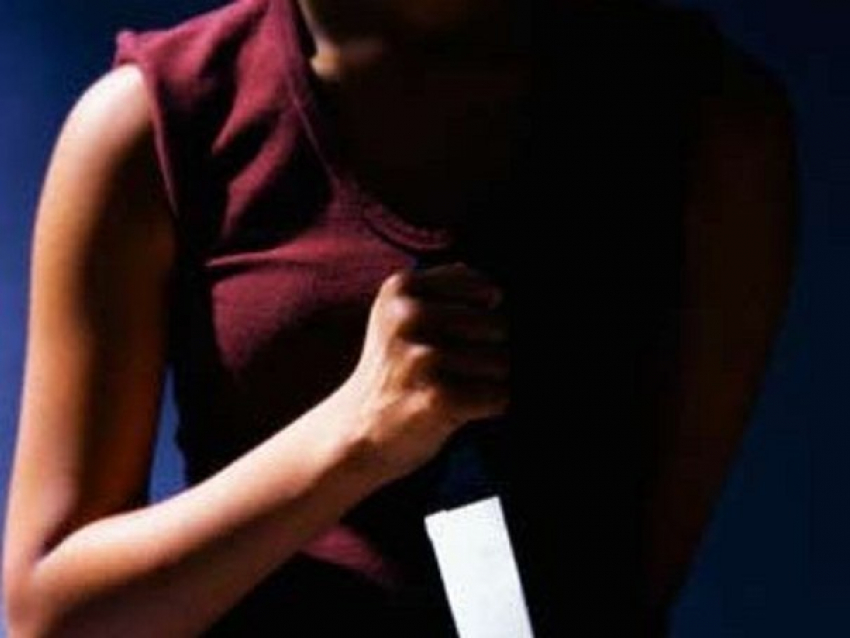 Волгоградка нанесла сожителю несколько ударов ножом за его измены