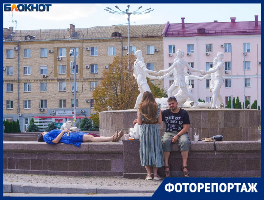 Открытый Путиным фонтан стал пугалом для туристов в центре Волгограда